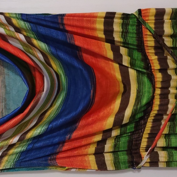 Sleeveless maxi dress - Picture 3 of 5